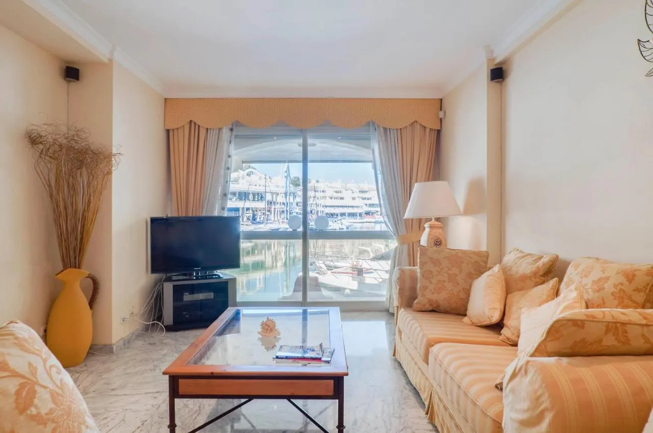Del Parque Flats - Puerto Marina Apartment Benalmadena 0*,  Spain