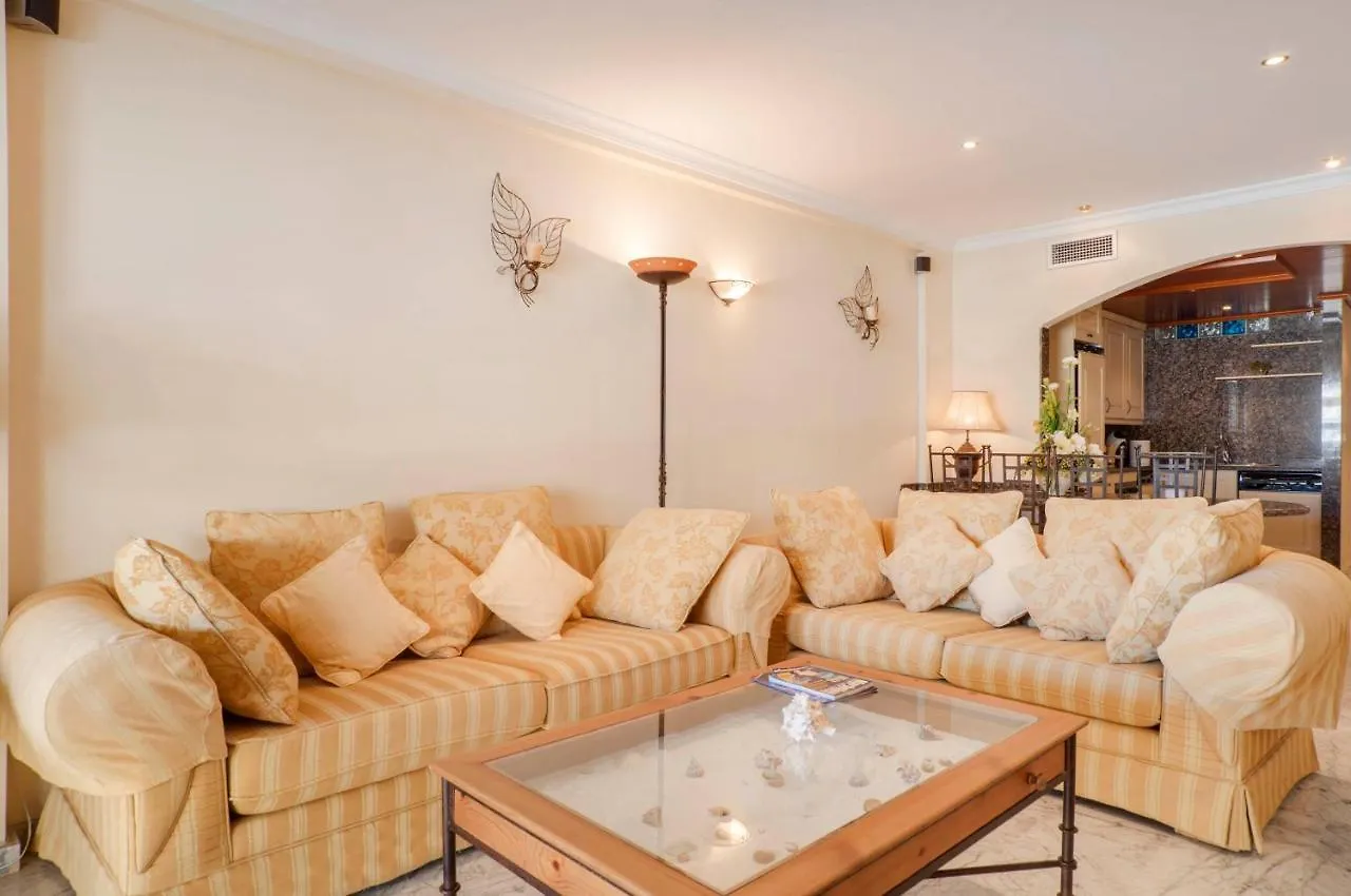Del Parque Flats - Puerto Marina Daire Benalmádena